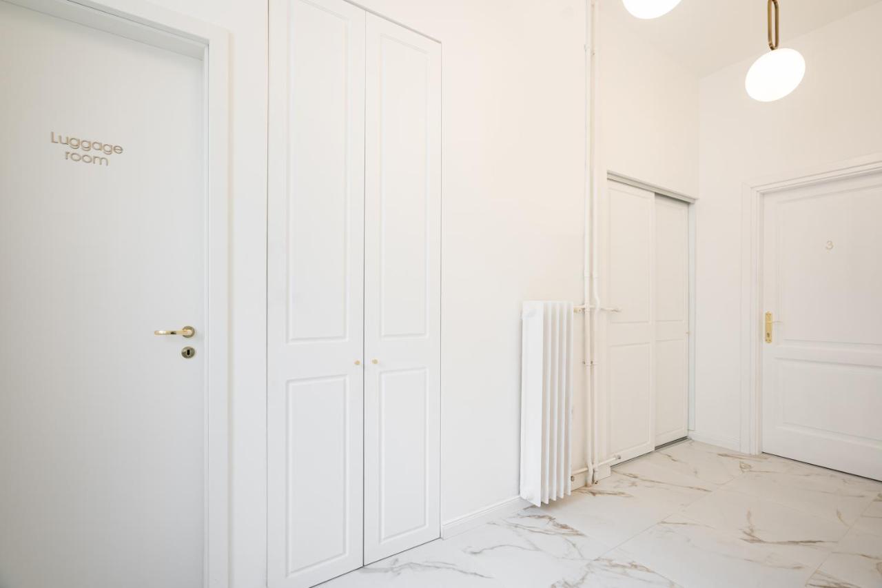 E13 - Grand Boulevard Heritage Suite - Best Location By Bqa Boedapest Kamer foto